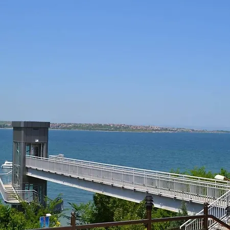 Apartment Студия Во Французском Стиле В Пригороде Созополя Sozopol