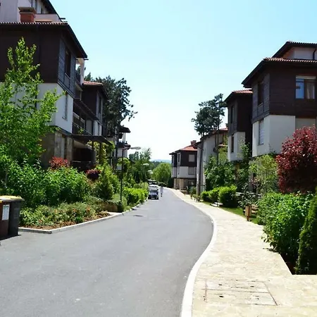 Студия Во Французском Стиле В Пригороде Созополя Apartament