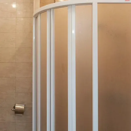 Студия Во Французском Стиле В Пригороде Созополя Apartament